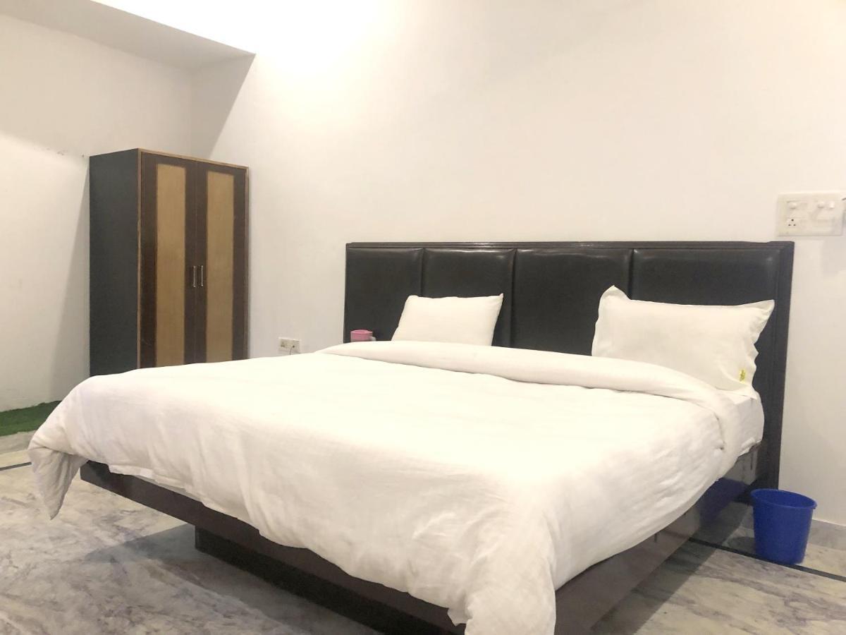 Hotel Shivanta Residency ริชิเคช ภายนอก รูปภาพ