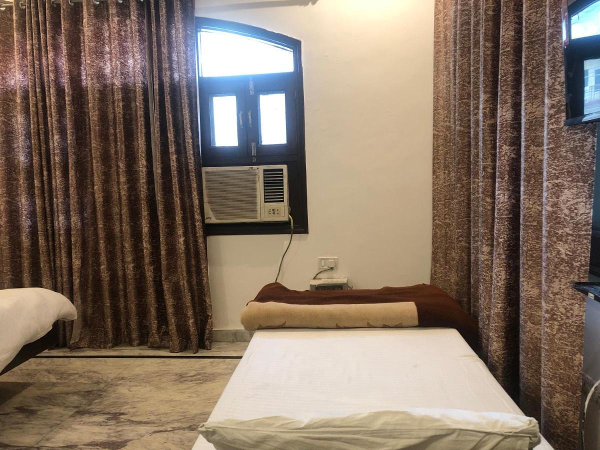 Hotel Shivanta Residency ริชิเคช ภายนอก รูปภาพ