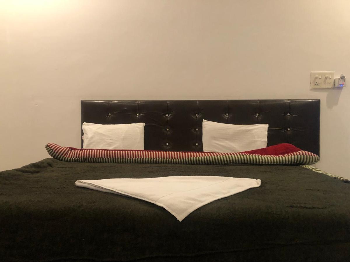 Hotel Shivanta Residency ริชิเคช ภายนอก รูปภาพ