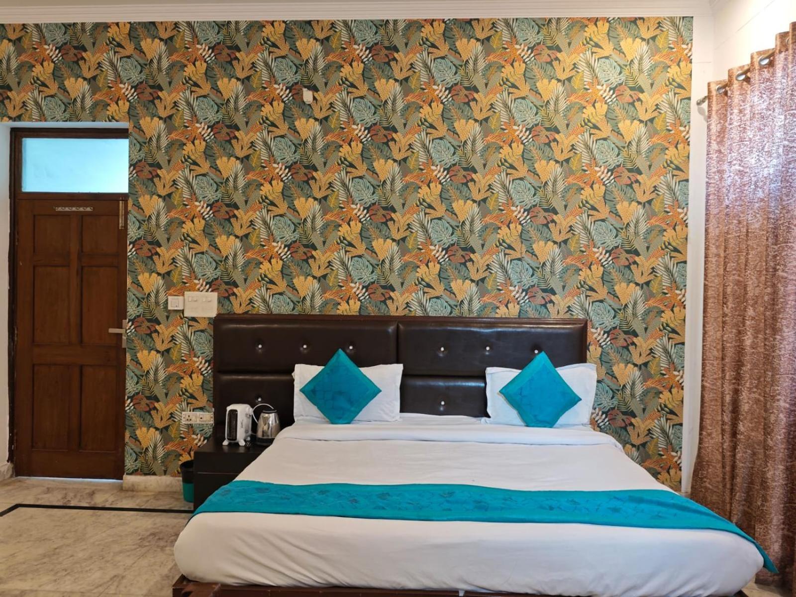 Hotel Shivanta Residency ริชิเคช ภายนอก รูปภาพ